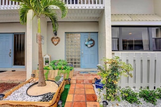 716 NE 20th Ln, Boynton Beach, FL 33435