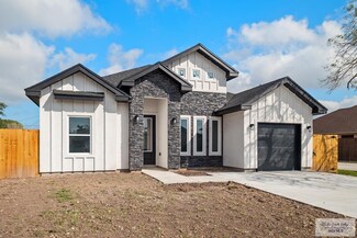 305 E 6th St, Los Fresnos, TX 78566