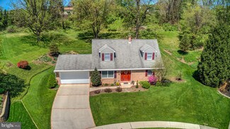 132 Briarwood Ct, Camp Hill, PA 17011