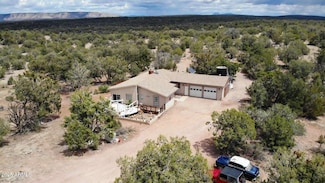 55409 N Madre Cir, Seligman, AZ 86337