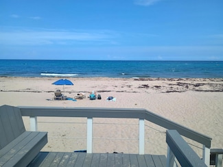 5520 N Ocean Blvd Unit 202, Boynton Beach, FL 33435