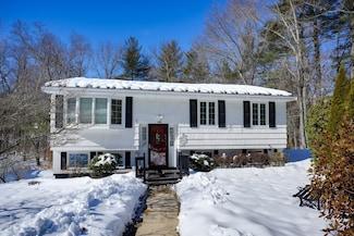 120 County Rd, Tewksbury, MA 01876