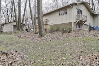 1095 N Parker Rd, Dexter, MI 48130