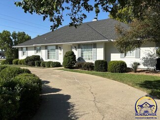 2401 W View Terrace, Emporia, KS 66801