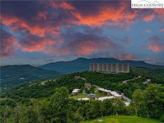 303 Sugar Top Dr Unit 8-2812, Sugar Mountain, NC 28604