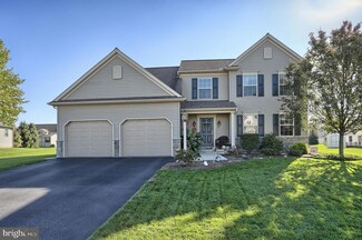54 Cobblestone Dr, Palmyra, PA 17078