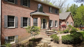 4100 Chagrin River Rd, Chagrin Falls, OH 44022