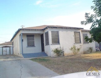2211 Edwards Ave, Bakersfield, CA 93306