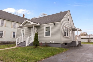 20 Gardner St, Whitesboro, NY 13492
