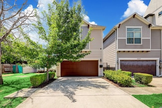 5805 Larkin St, Houston, TX 77007