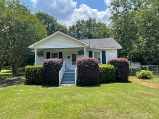 643 Jeter St, Edgefield, SC 29824