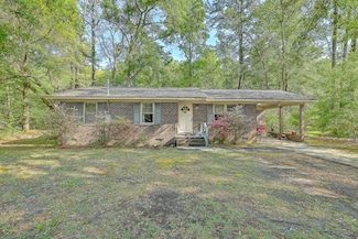 202 Oak Cir, Walterboro, SC 29488