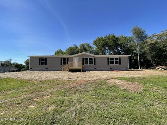 104 Hawkins Rd, Sweetwater, TN 37874
