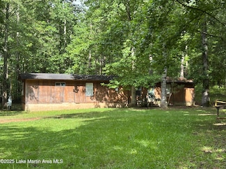 357 Walkabout Ranch Rd, Daviston, AL 36256