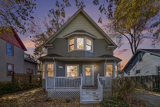 1114 Lane Blvd, Kalamazoo, MI 49001