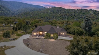 28641 Valley Oak Rd, Keene, CA 93531