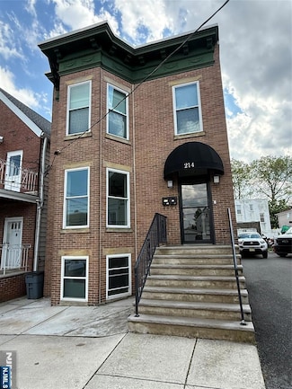 214 Riverview Place Unit 1, Cliffside Park, NJ 07010