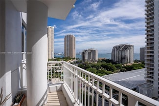 801 Brickell Key Blvd Unit 1407, Miami, FL 33131