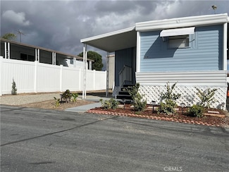721 N Sunset Ave Unit 144, Banning, CA 92220