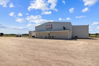 324 Highway 6, Iredell, TX 76649