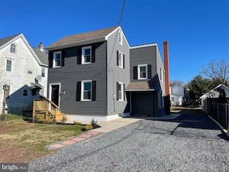 10 High St, Quinton, NJ 08072