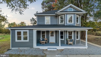 7946 Howerton Rd, Dunnsville, VA 22454