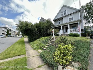 2220 Boulevard Ave, Scranton, PA 18509