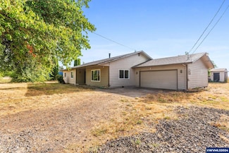 10534 W Stayton Rd SE, Aumsville, OR 97325