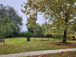 4567 Mark Twain Dr, New Orleans, LA 70126