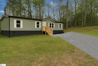 211 Leroy Dr, Liberty, SC 29657