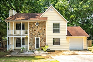 2568 Redfield Dr, Norcross, GA 30071