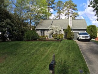 8228 Mattingridge Dr, Charlotte, NC 28270