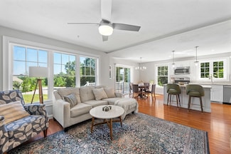 1218 Hazelwood Way, Clinton, MA 01510
