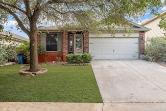 2392 Medina Dr, New Braunfels, TX 78130
