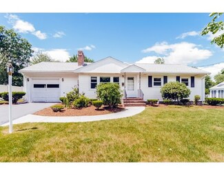 36 Cranmore Rd, Braintree, MA 02184