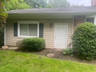 19 Austin Ln, Huntington, NY 11743