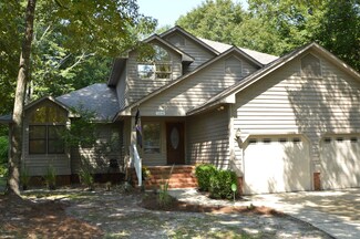 108 Creekview Rd, New Bern, NC 28562