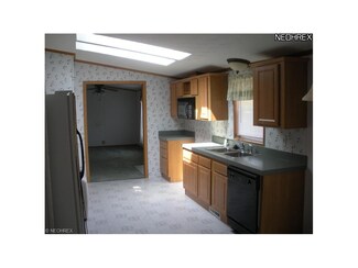14980 Sprucevale Rd Unit 203, East Liverpool, OH 43920