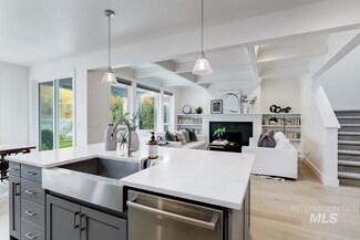 5236 S Hakkasan Ave, Boise, ID 83716