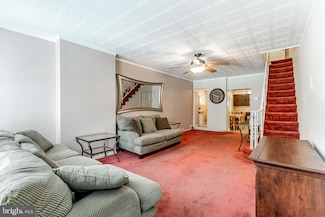 352 Durfor St, Philadelphia, PA 19148