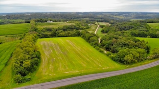 000 Duha Ridge Rd, Steuben, WI 54657