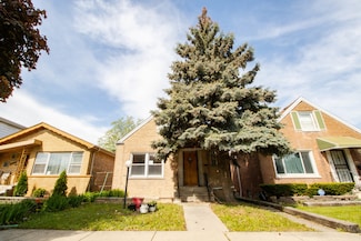 9816 S Forest Ave, Chicago, IL 60628