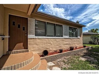 6390 Rodman St, Hollywood, FL 33023