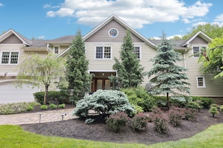 306 Old Mill Rd, Valley Cottage, NY 10989