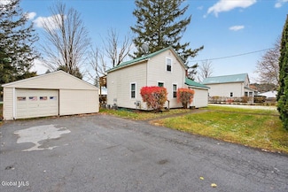 12 Congress Ave, Saratoga Springs, NY 12866