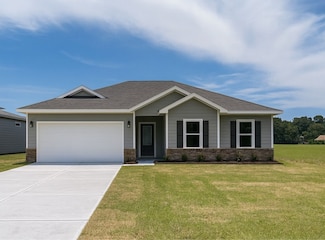 6 Greenway Dr, Trinity, TX 75862