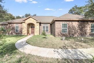 2110 Mooney Ln, Ingleside, TX 78362