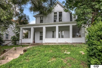 1309 S 32nd St, Omaha, NE 68105