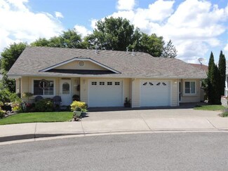 2012 Yale Ct, Grants Pass, OR 97527