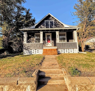 1005 N Adams St, Hutchinson, KS 67501